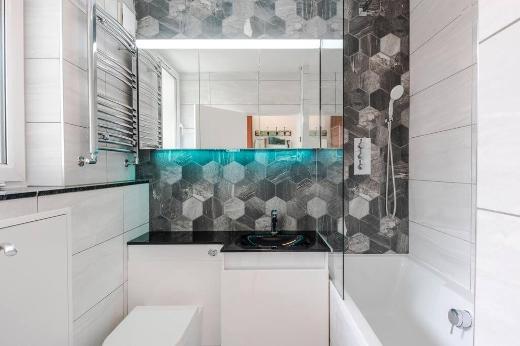 The Clarence, Central London Apartment W/ Wifi Exterior foto